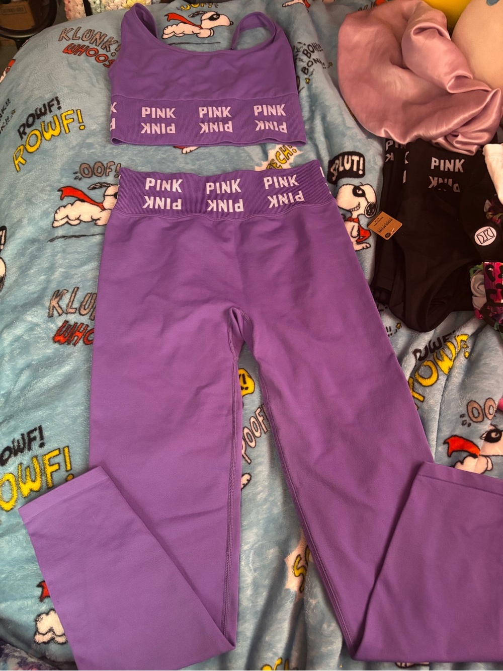 PINK Victoria's Secret Lavender/Purple Logo Waistband Leggings Set
